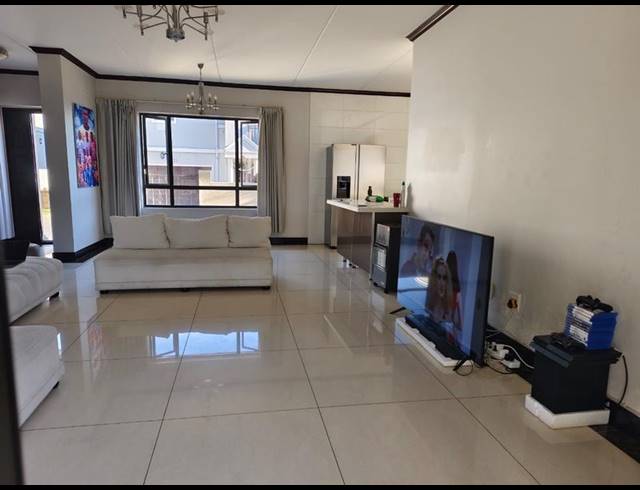 3 BEDROOM PROPERTY TO RENT IN CRAIGAVON